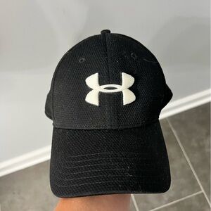 Under Armour Black Adjustable Snap Back Hat Cap